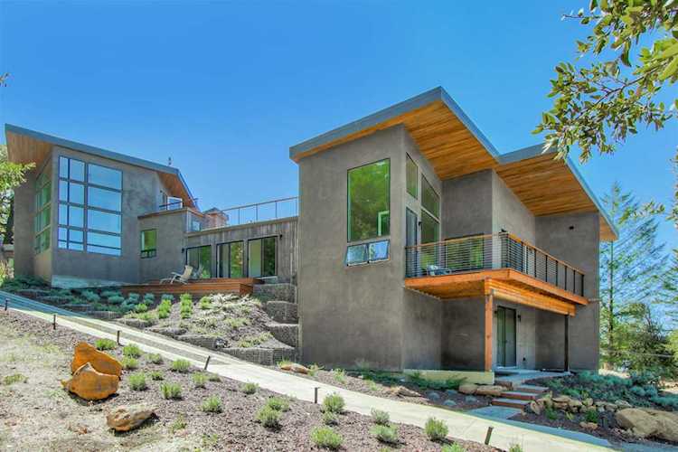 13755 Skyline Boulevard Los Gatos, CA 95033
