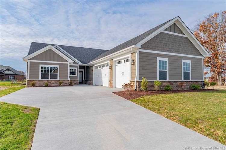 2073 Prestwick Place Henryville, IN 47126
