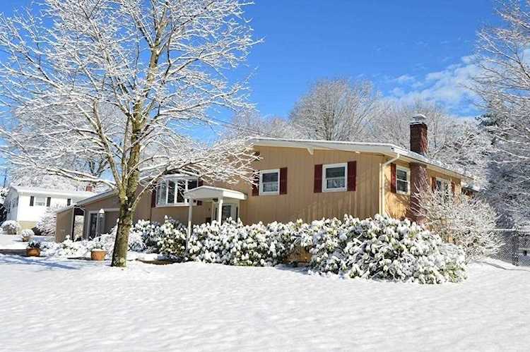 8 Rosenfeld Road Millis, MA 02054