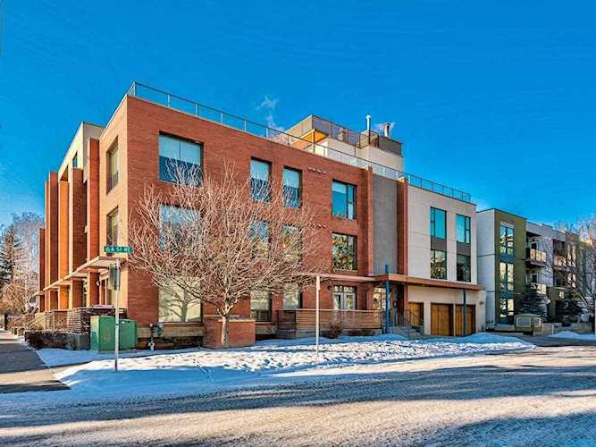 33 6A Street NE #205 Calgary, AB T2E 4A3