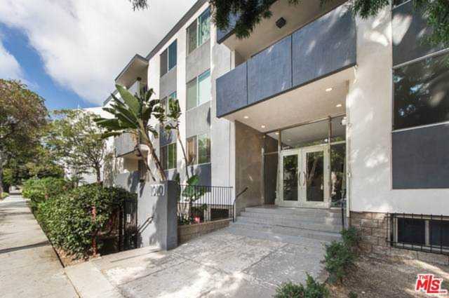 1010 N Kings Road #111 West Hollywood, CA 90069