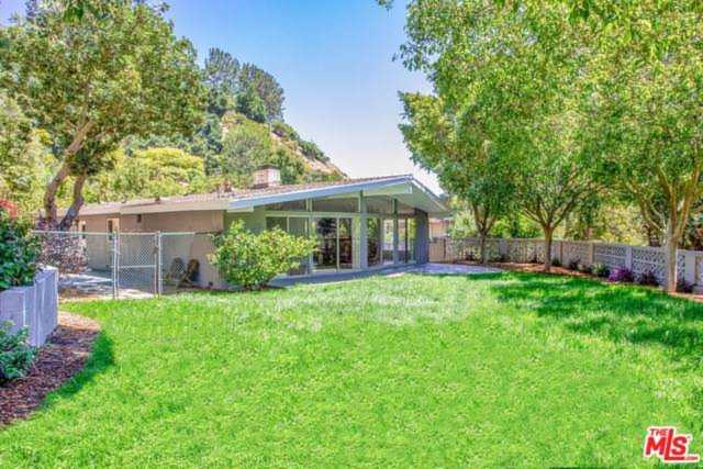 9767 Beth Place Beverly Hills, CA 90210