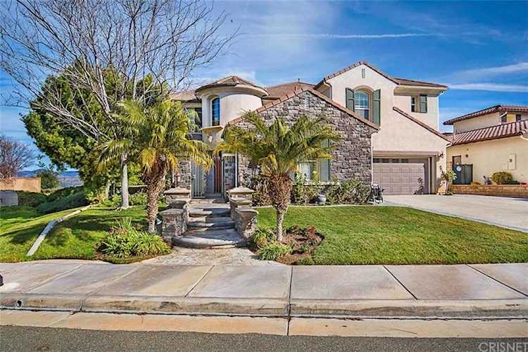 26954 Boulder Crest Drive Valencia, CA 91381