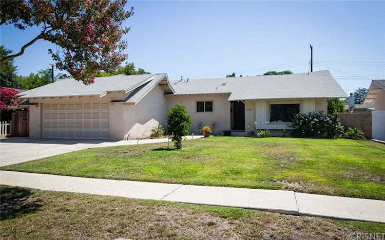 9740 Penfield Avenue Chatsworth, CA 91311