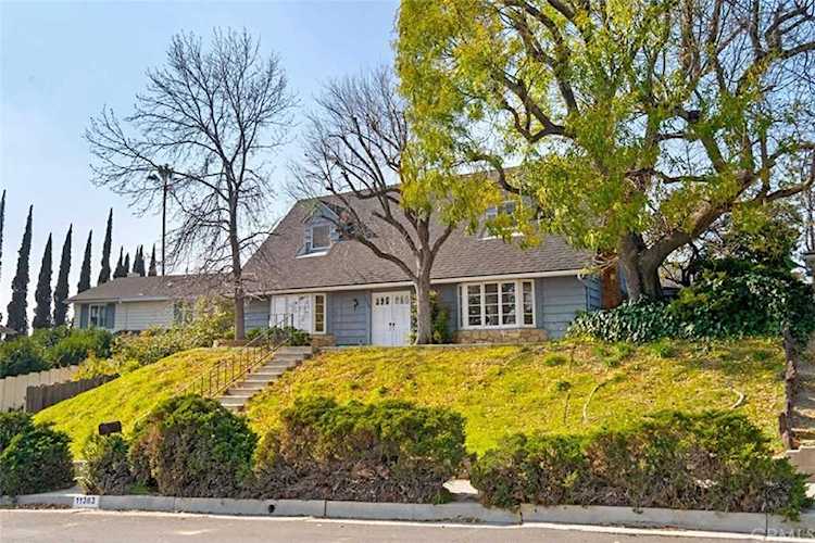 11363 Darby Avenue Porter Ranch, CA 91326