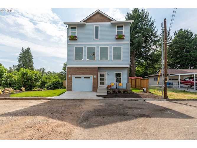 203 SE Franklin St Camas, WA 98607