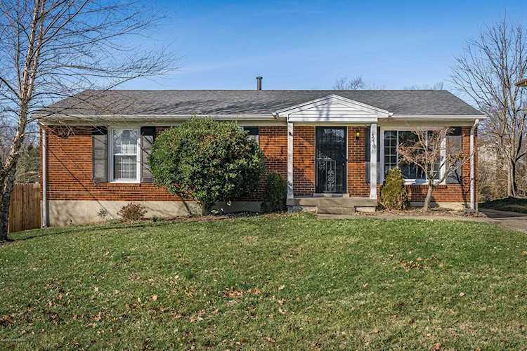5210 Sprucewood Dr Louisville, KY 40291