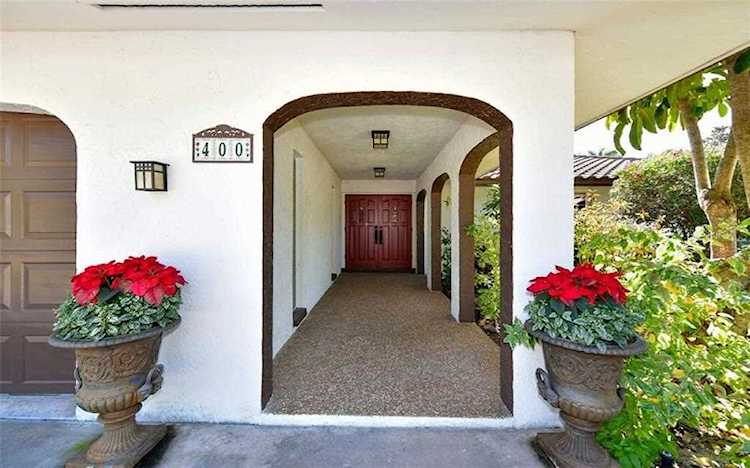 400 Pheasant Drive Sarasota, FL 34236