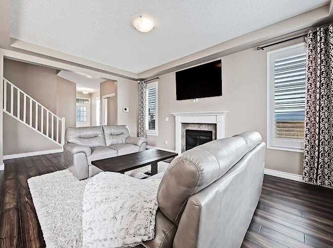 780 Windridge Road SW Airdrie, AB T4B 2R4