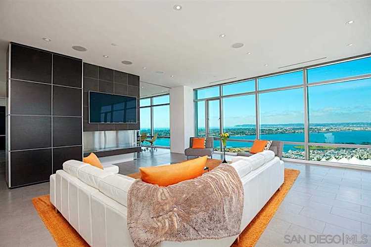 165 6Th Ave #2804 San Diego, CA 92101