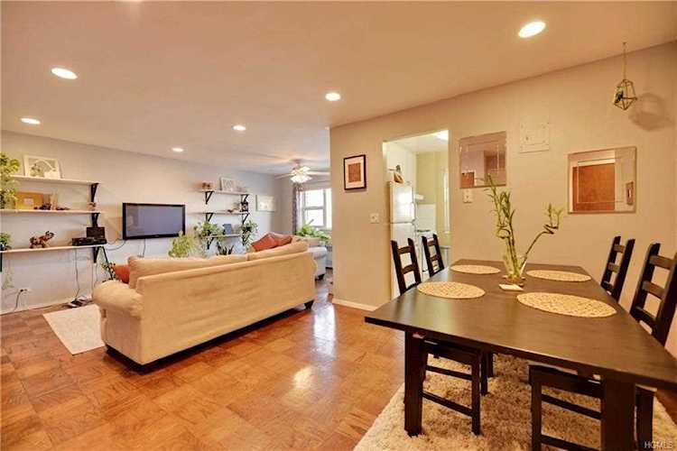 3240 Riverdale Ave #7K Bronx, NY 10463