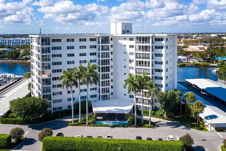 86 Macfarlane Drive #9e Delray Beach, FL 33483