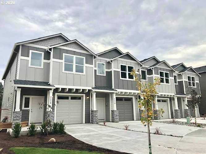 2400 N R St Washougal, WA 98671