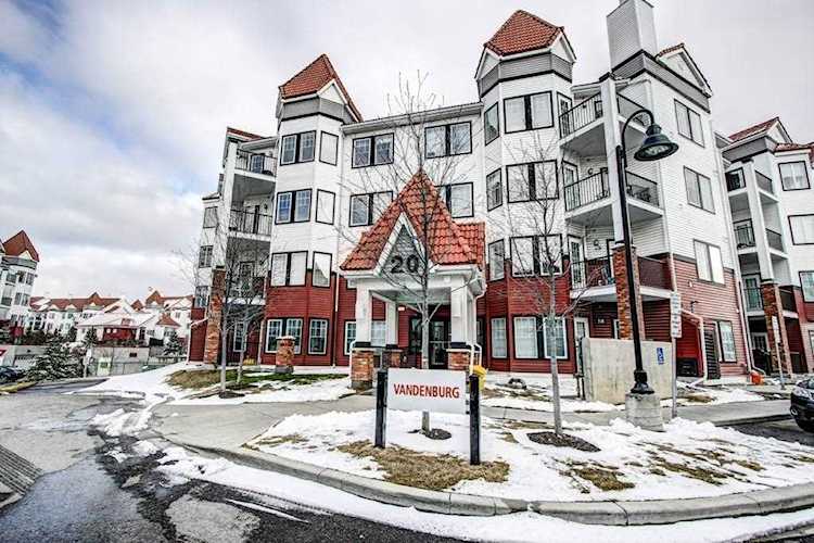 20 Royal Oak Plaza NW #107 Calgary, AB T3G 0E6