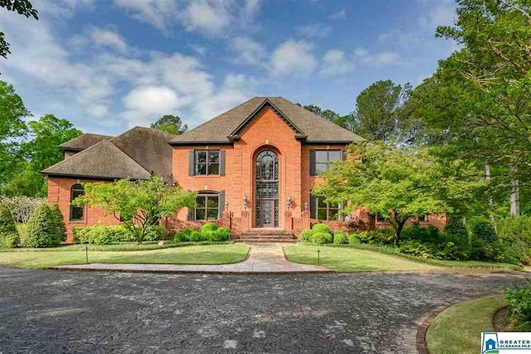 5020 Shandwick Cir Hoover, AL 35242