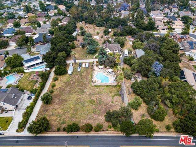 819 N Walnut Avenue San Dimas, CA 91773