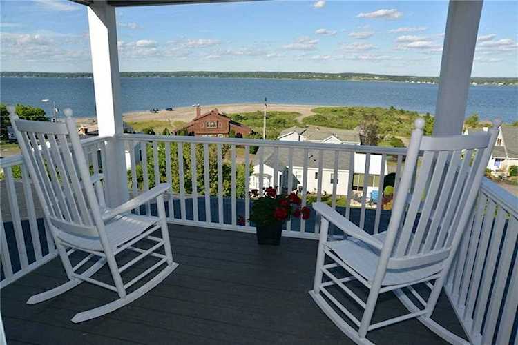 5 Karen ST Portsmouth, RI 02871