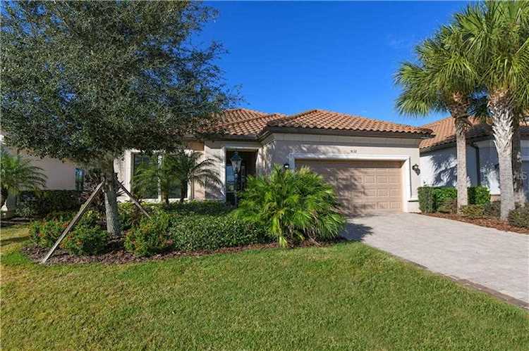 5132 Napoli Run Lakewood Ranch, FL 34211