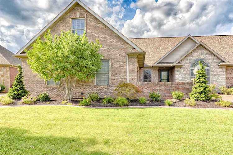 2035 Long Cove Circle Newburgh, IN 47630