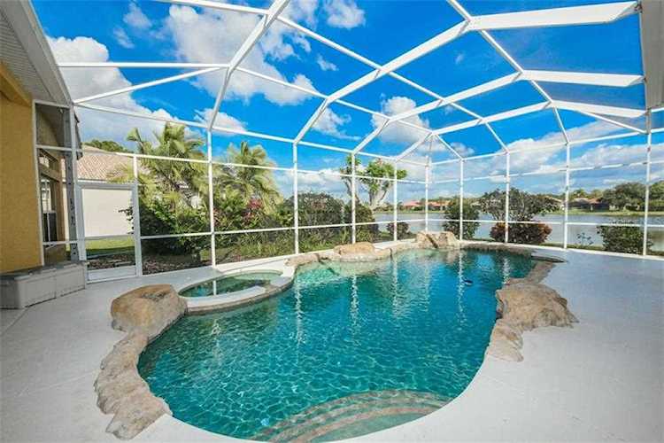 1093 Mallard Marsh Drive Osprey, FL 34229