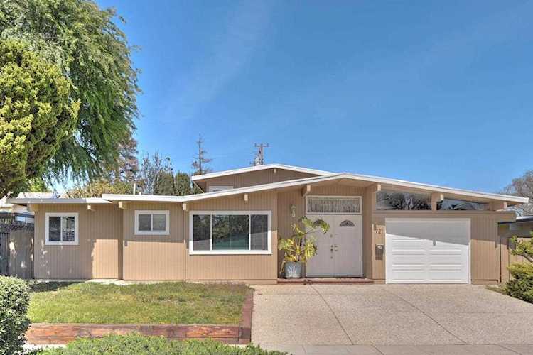 721 Stendhal Ln Cupertino, CA 95014