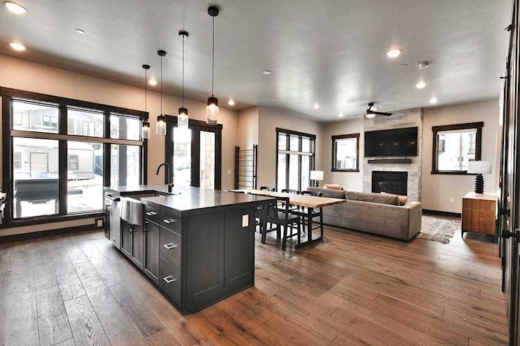 3751 Blackstone Dr Park City, UT 84098