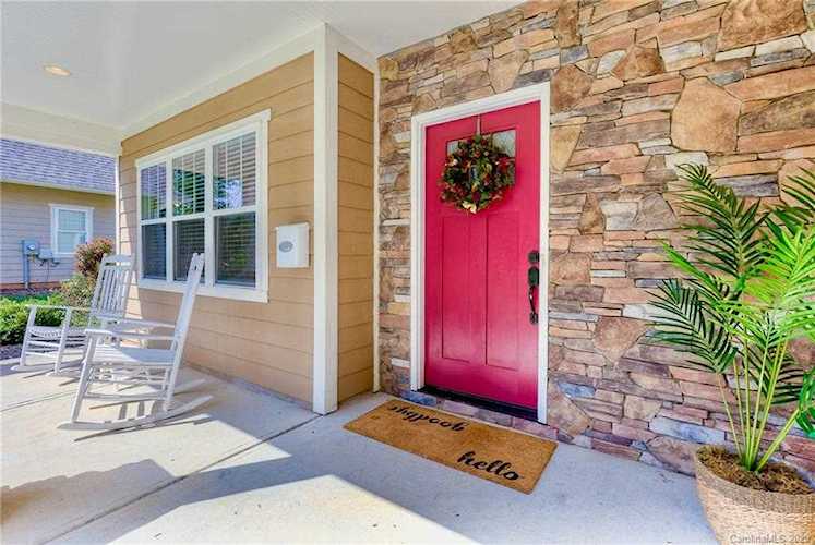 2554 Roseview Ln Charlotte, NC 28205