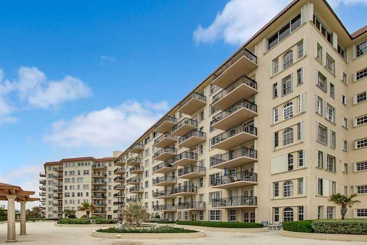 3475 S Ocean Boulevard #212 Palm Beach, FL 33480