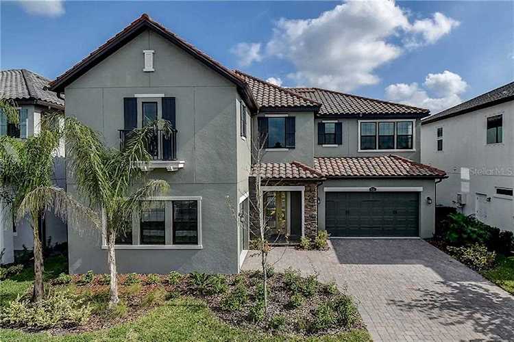 17907 Woodland View Drive Lutz, FL 33548
