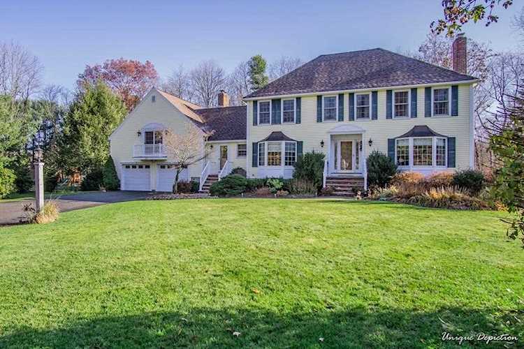 15 Starr Ave - East Andover, MA 01810 | MLS 72610503 Photo 1