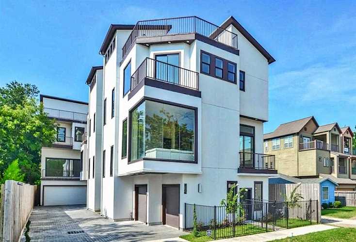 810 W 17th St Houston, TX 77008