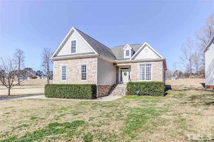 106 Marcellus Way Clayton, NC 27527