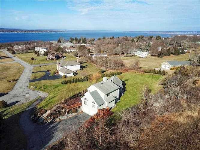 182 Armando DR Portsmouth, RI 02871