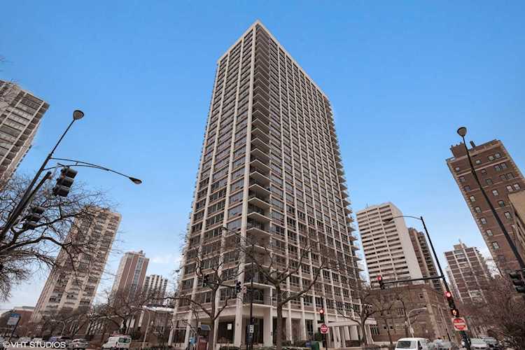 88 W Schiller St #2806L Chicago, IL 60610