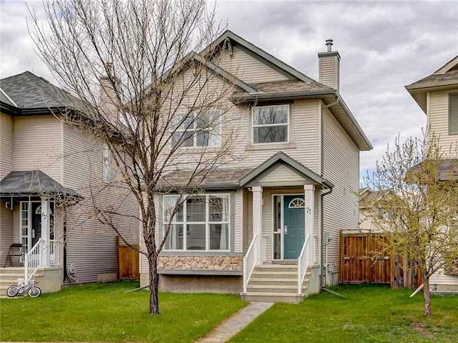 71 Cranberry Square SE Calgary, AB T3M 1J5