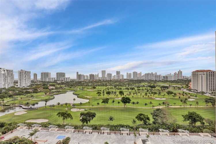 20301 W Country Club Dr #1727 Aventura, FL 33180