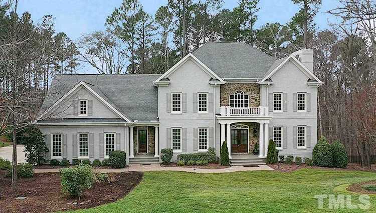5 Gray Bluff Place Durham, NC 27705