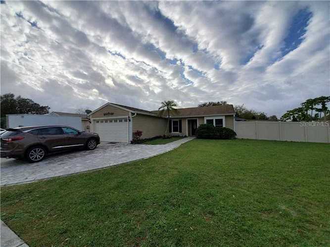 14010 Ridgedale Way Tampa, FL 33625