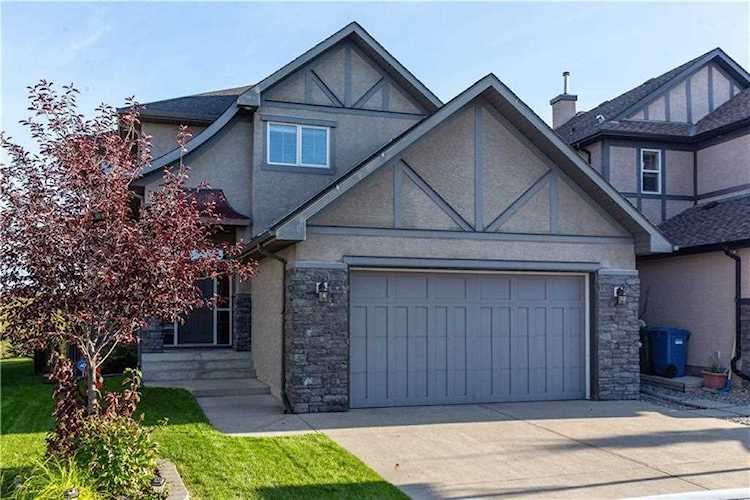 74 Sherwood Point(e) NW Calgary, AB T3R 1P2