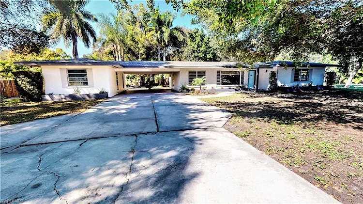 3580 Mcgregor Blvd Fort Myers, FL 33901