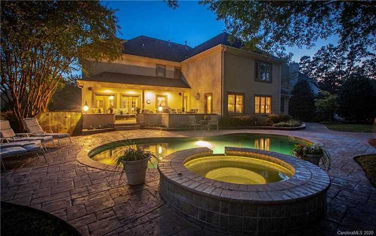 108 Fairwind Ct Fort Mill, SC 29708