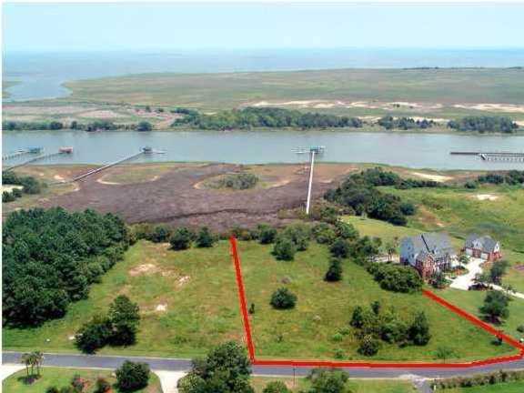 5 Pelican Bay Rd Awendaw, SC 29429