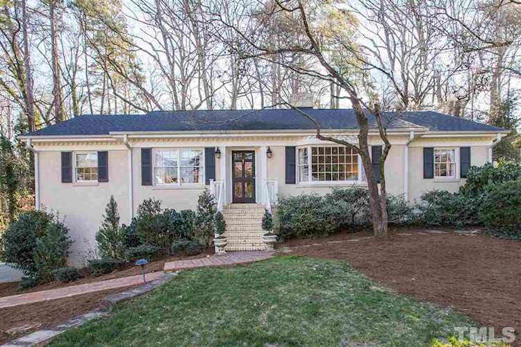 1722 Brooks Avenue Raleigh, NC 27607