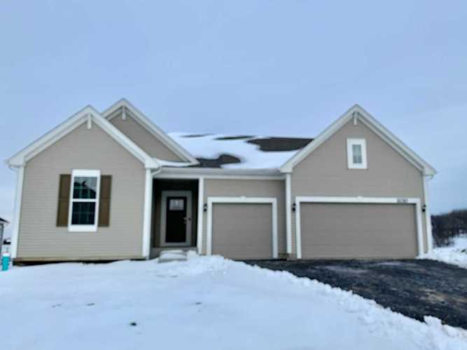1030 Sugar Maple Dr Crystal Lake, IL 60012
