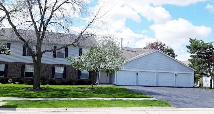 370 Wilmington Dr #D1 Bartlett, IL 60103