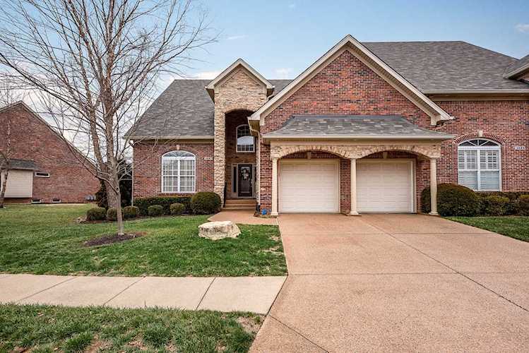 3227 Ridge Brook Cir Louisville, KY 40245