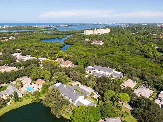 36 Bishops Court Road #1 Osprey, FL 34229