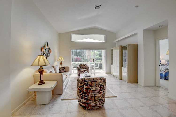 7160 Louisiane Court Boynton Beach, FL 33437