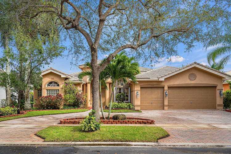 11846 Bayfield Drive Boca Raton, FL 33498