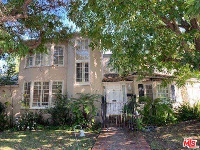 4006 Dixie Canyon Avenue Sherman Oaks, CA 91423